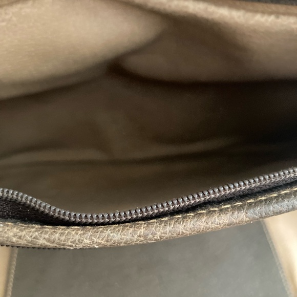 Gucci Bag - Picture 8 of 16